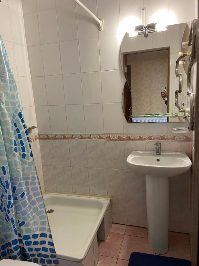 Золотий Лев Hotel Zvenyhorodka Buitenkant foto