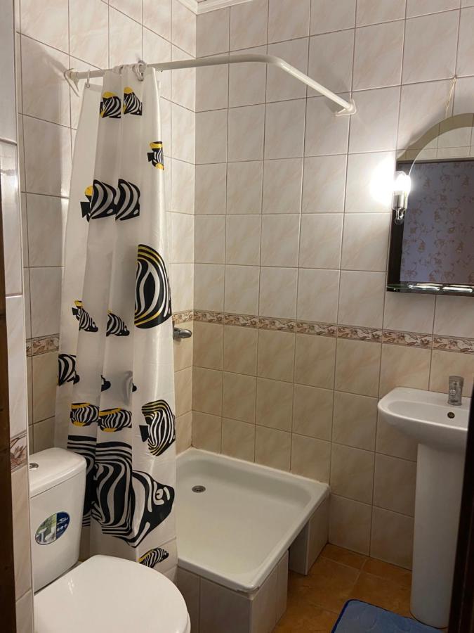 Золотий Лев Hotel Zvenyhorodka Buitenkant foto